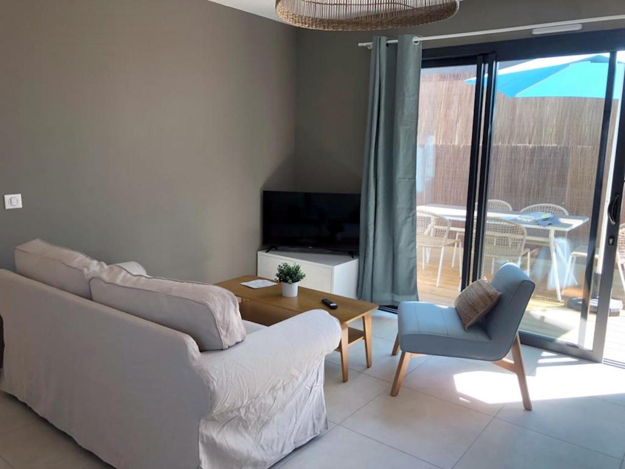 Gites De Lauvergnac - Maisons 2 Ch, 2 Sdb ลาทัวบาลล์ ภายนอก รูปภาพ